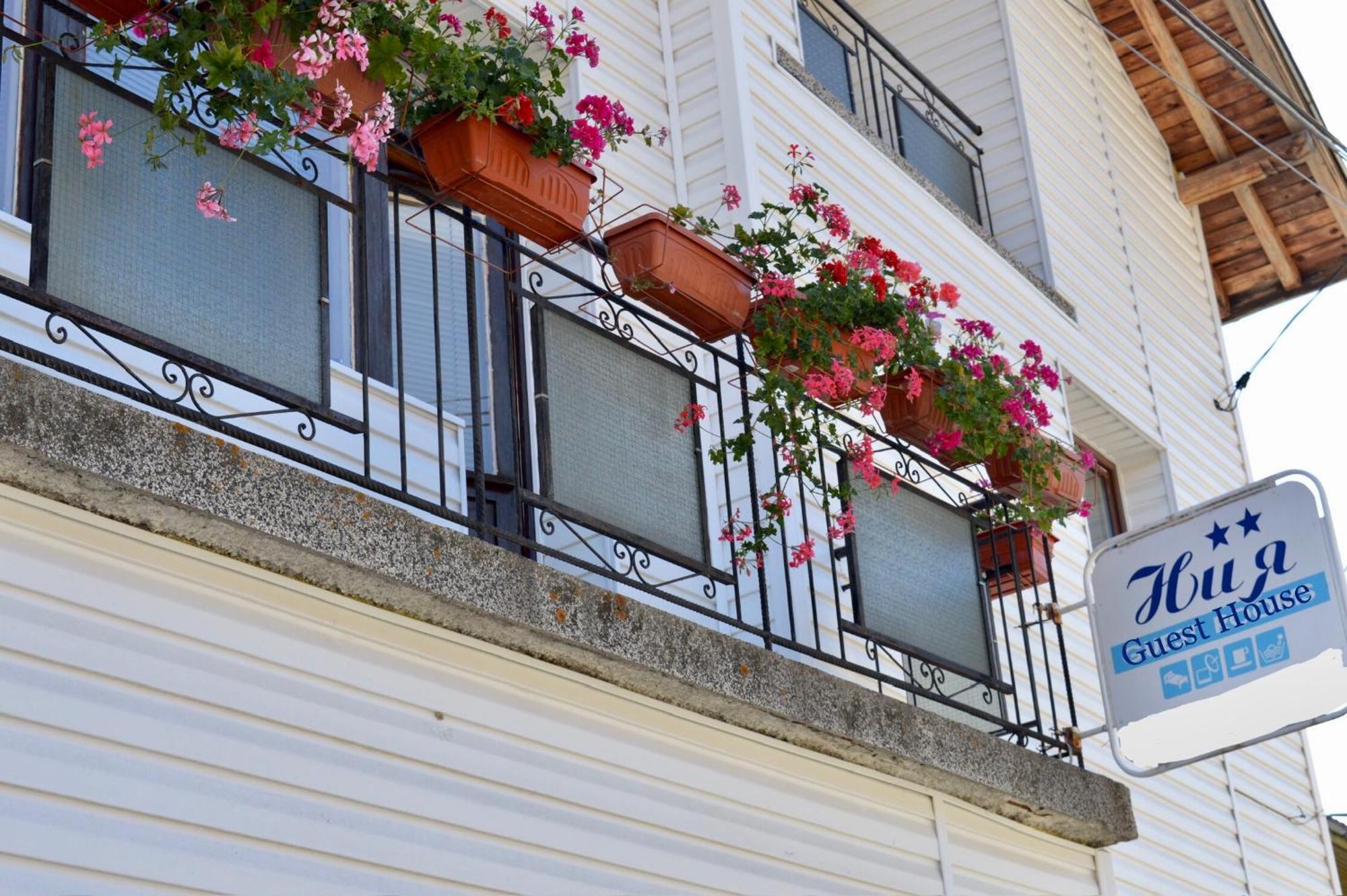 בלי איסקור Niya Guest House מראה חיצוני תמונה