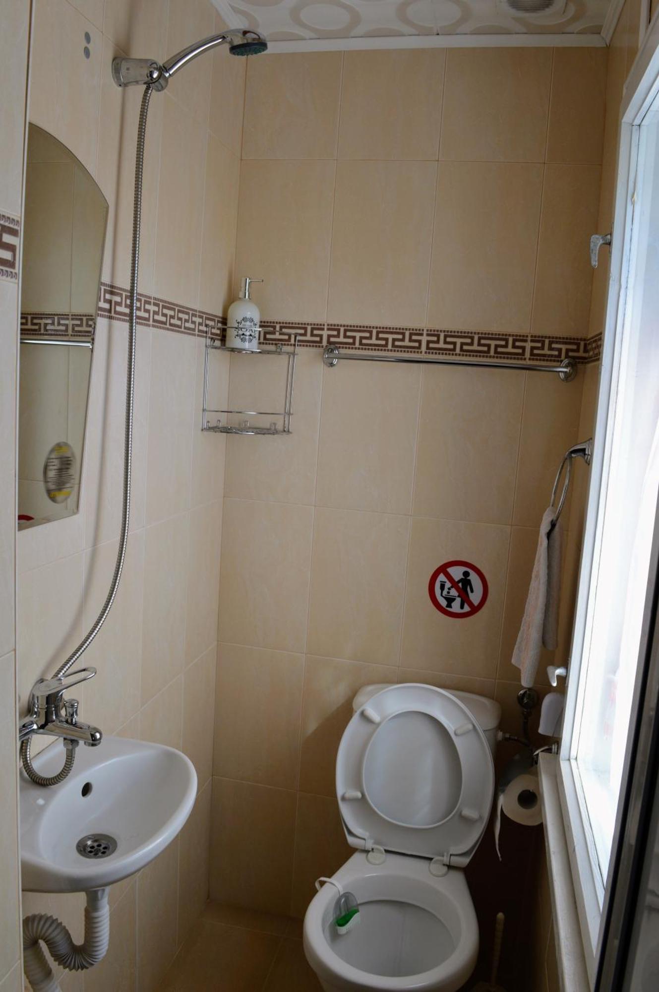 בלי איסקור Niya Guest House מראה חיצוני תמונה