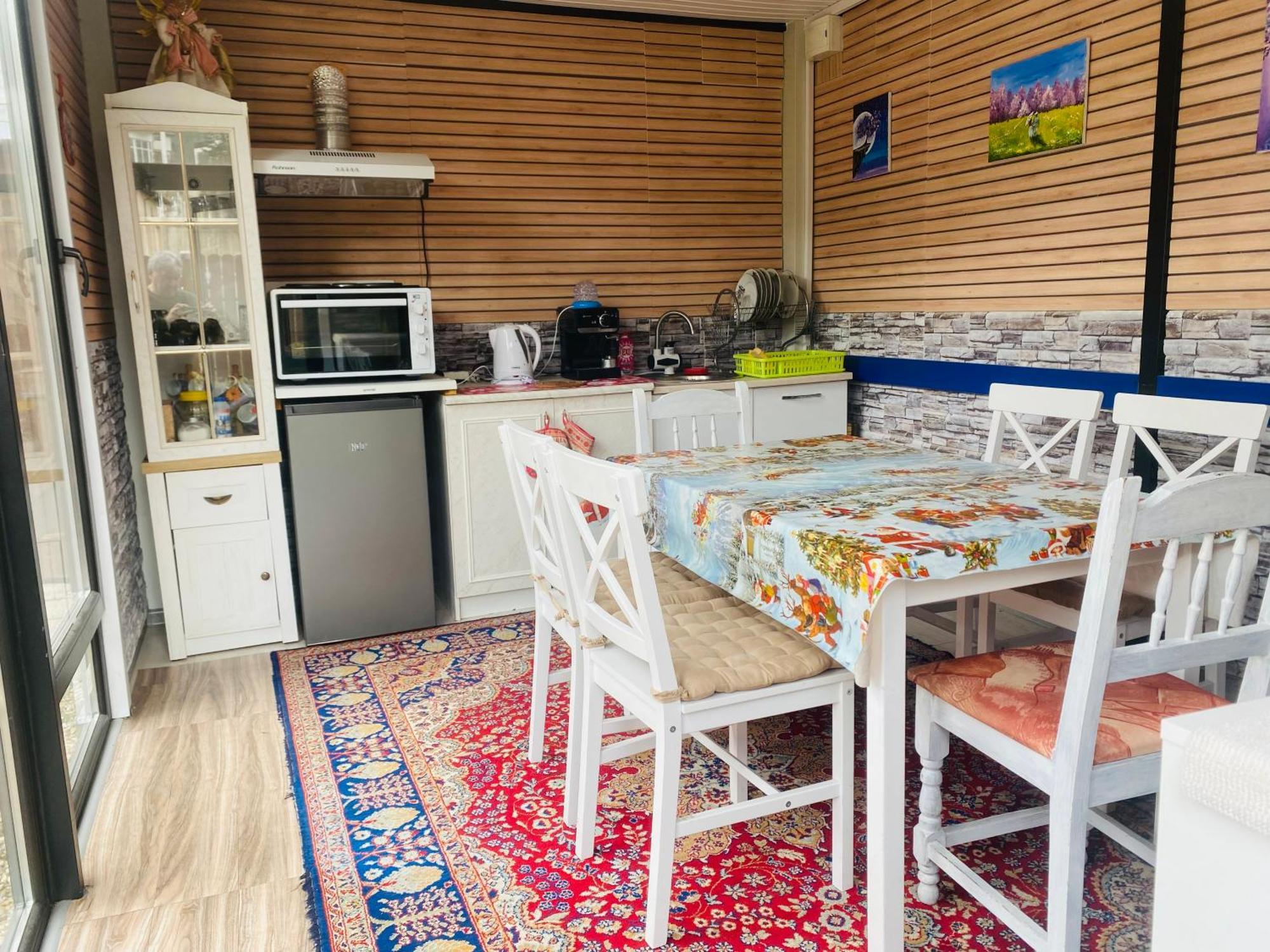 בלי איסקור Niya Guest House מראה חיצוני תמונה